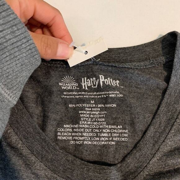 Harry Potter T Shirt Womens M Medium Gray Hogwarts Nightscape Short Sleeve Tee - Picture 7 of 9